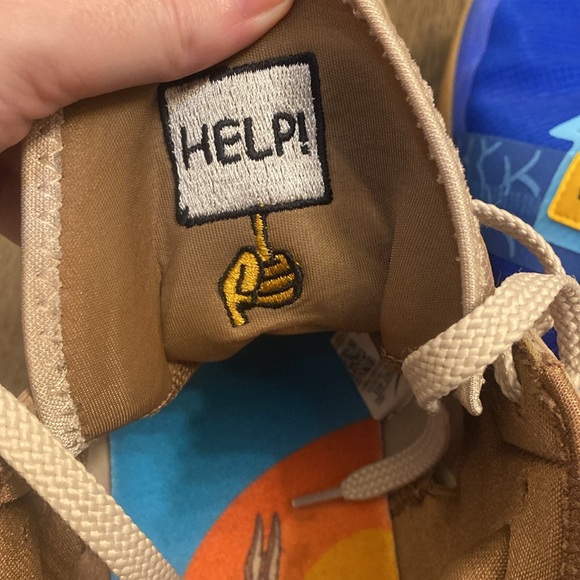 Nike LeBron 18 Low x Space Jam Wile E. x Roadrunner 2021 size 16 - Picture 5 of 9